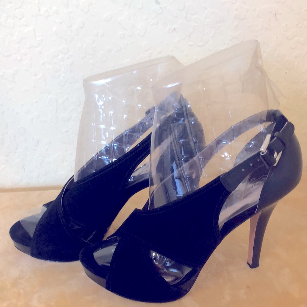 Coach Women's Adelle Black Suede Pump Sandals Size 8